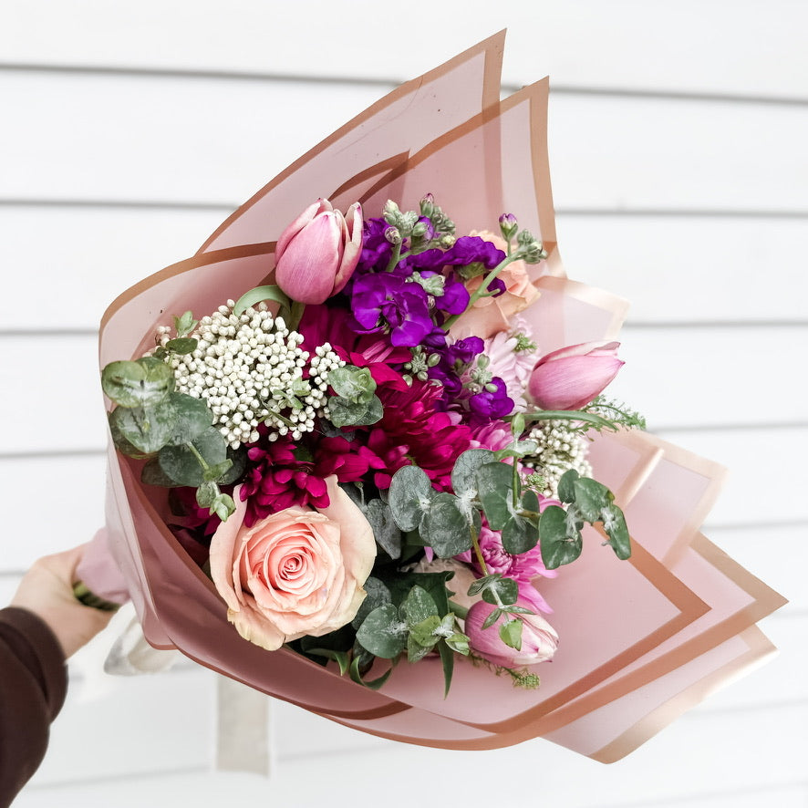 Final Bow Mixed Bouquet