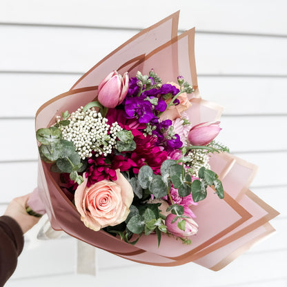 Final Bow Mixed Bouquet